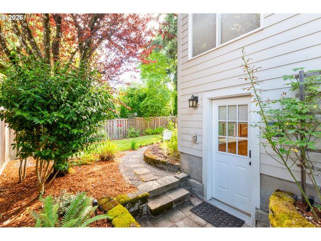 10625 Sw ORIOLE Cir, Beaverton, OR 97007