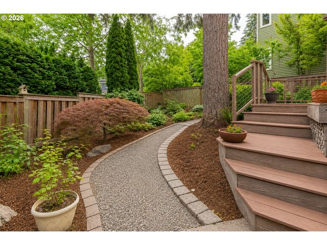 10625 Sw ORIOLE Cir, Beaverton, OR 97007