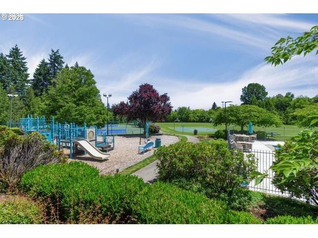 10625 Sw ORIOLE Cir, Beaverton, OR 97007