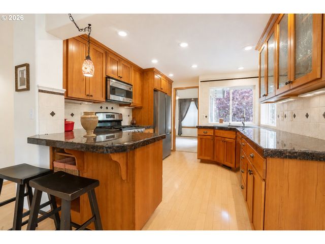 10625 Sw ORIOLE Cir, Beaverton, OR 97007