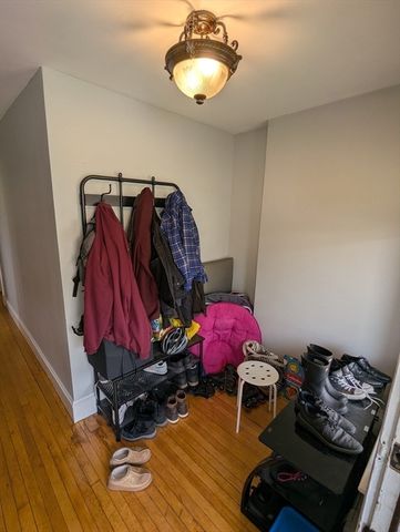376 Fellsway W 1, Medford, MA 02155