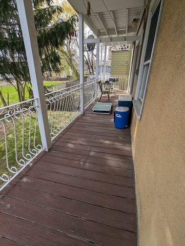 376 Fellsway W 1, Medford, MA 02155