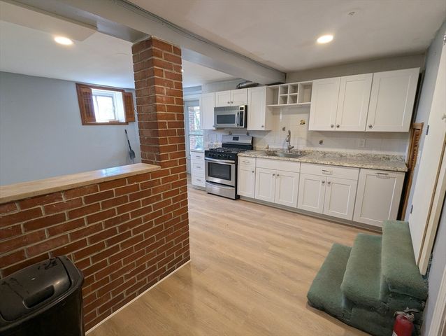 376 Fellsway W 1, Medford, MA 02155