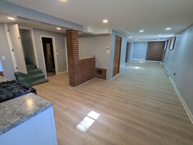 376 Fellsway W 1, Medford, MA 02155