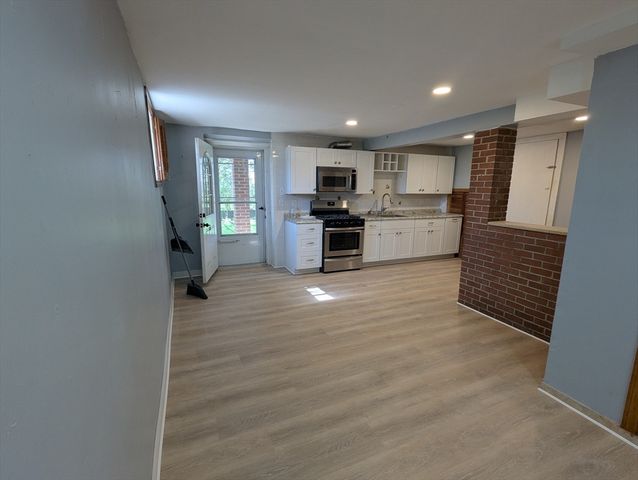 376 Fellsway W 1, Medford, MA 02155