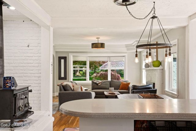 325 N PARK DR, Coeur D'alene, ID 83814