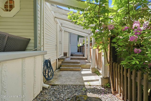 325 N PARK DR, Coeur D'alene, ID 83814