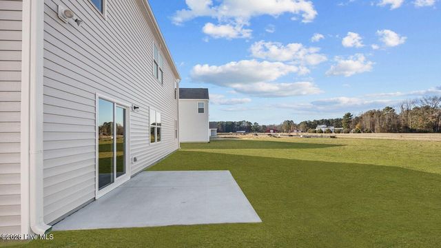 1008 Minnette Circle, New Bern, NC 28562