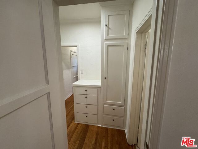 264 S Reeves Drive 101, Beverly Hills, CA 90212