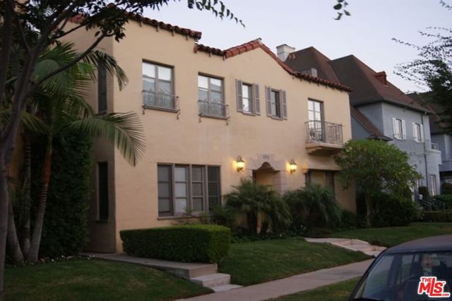 264 S Reeves Drive 101, Beverly Hills, CA 90212