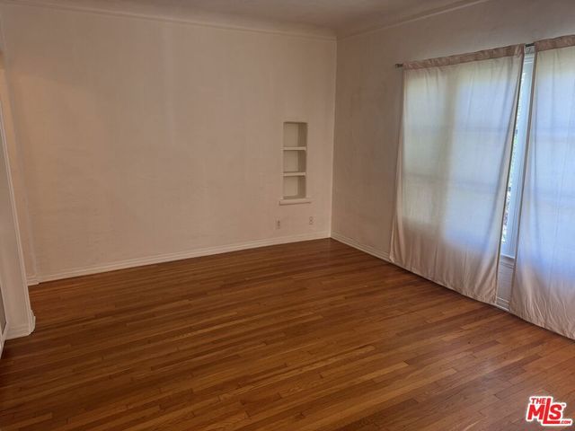 264 S Reeves Drive 101, Beverly Hills, CA 90212