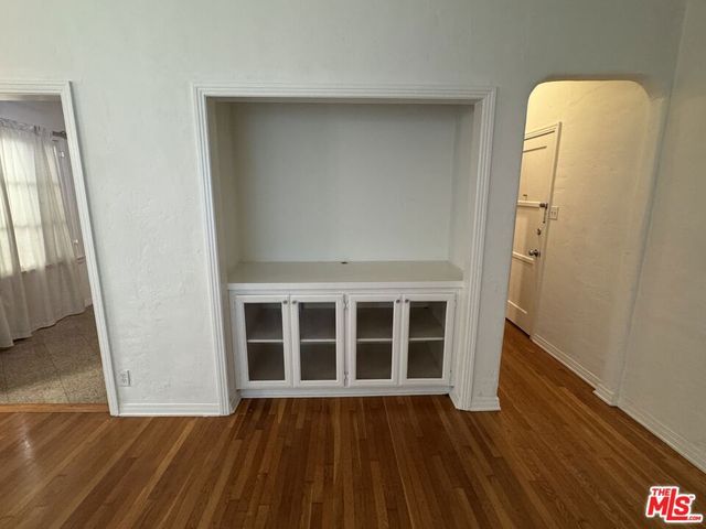 264 S Reeves Drive 101, Beverly Hills, CA 90212