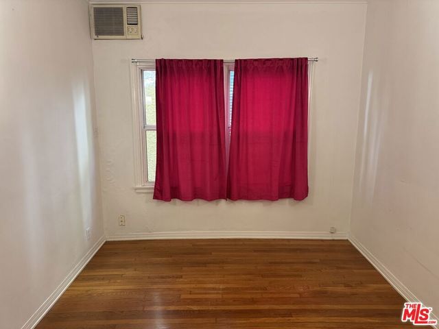 264 S Reeves Drive 101, Beverly Hills, CA 90212