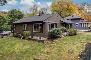 268 E Willowview Drive, Akron, OH 44319