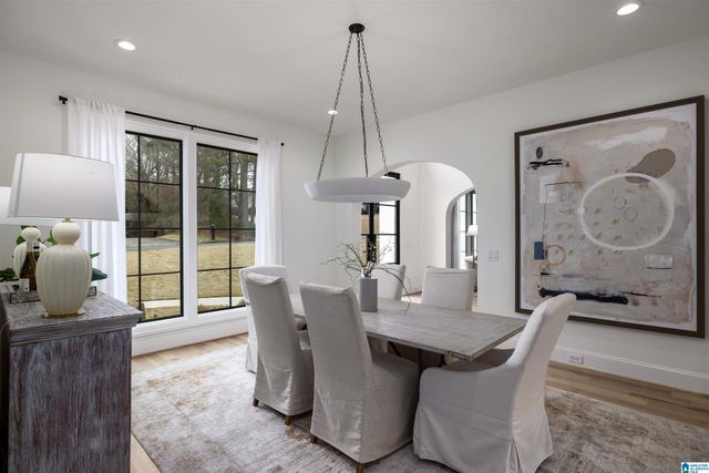 2105 LONGLEAF CIRCLE, Vestavia Hills, AL 35216