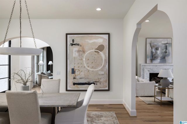 2105 LONGLEAF CIRCLE, Vestavia Hills, AL 35216