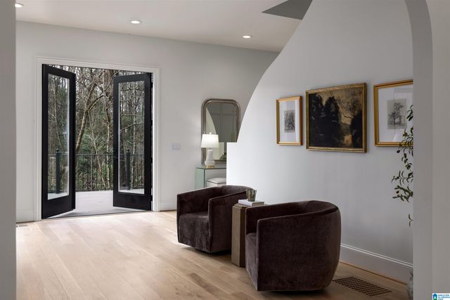 2105 LONGLEAF CIRCLE, Vestavia Hills, AL 35216