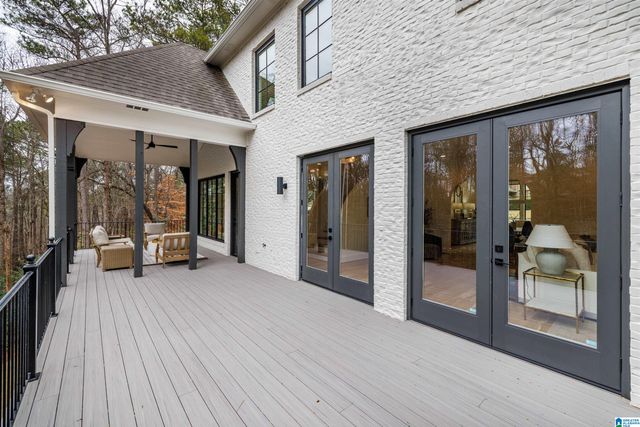 2105 LONGLEAF CIRCLE, Vestavia Hills, AL 35216