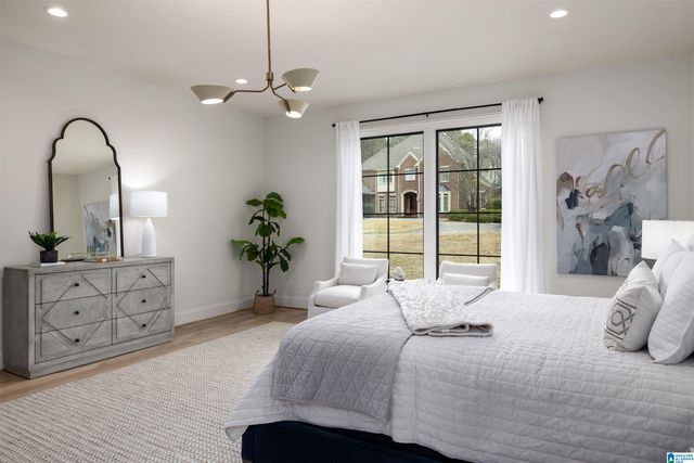 2105 LONGLEAF CIRCLE, Vestavia Hills, AL 35216