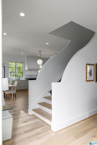 2105 LONGLEAF CIRCLE, Vestavia Hills, AL 35216