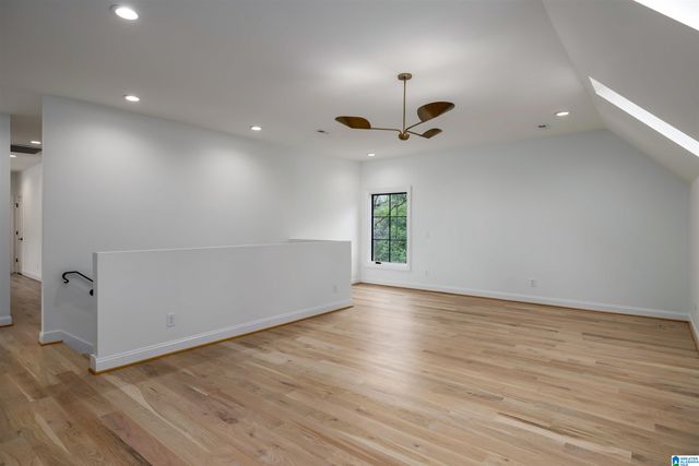 2105 LONGLEAF CIRCLE, Vestavia Hills, AL 35216