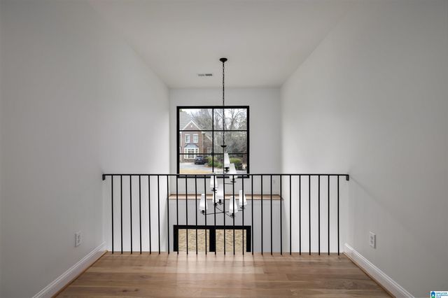 2105 LONGLEAF CIRCLE, Vestavia Hills, AL 35216