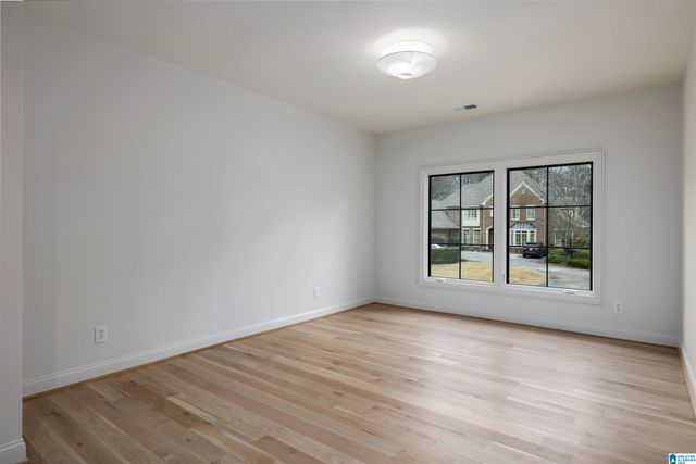 2105 LONGLEAF CIRCLE, Vestavia Hills, AL 35216