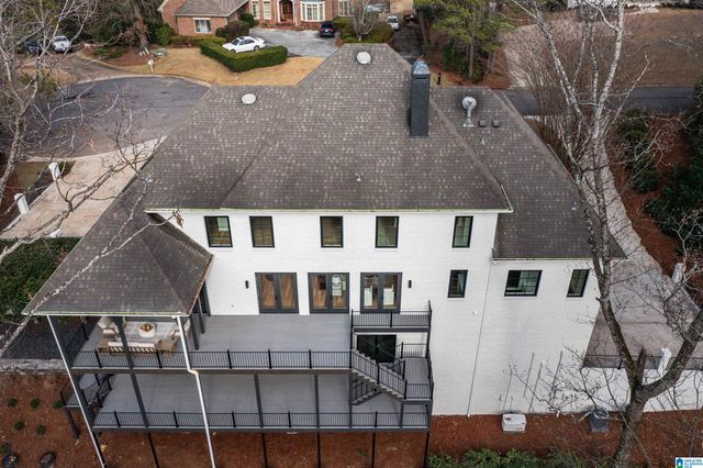 2105 LONGLEAF CIRCLE, Vestavia Hills, AL 35216