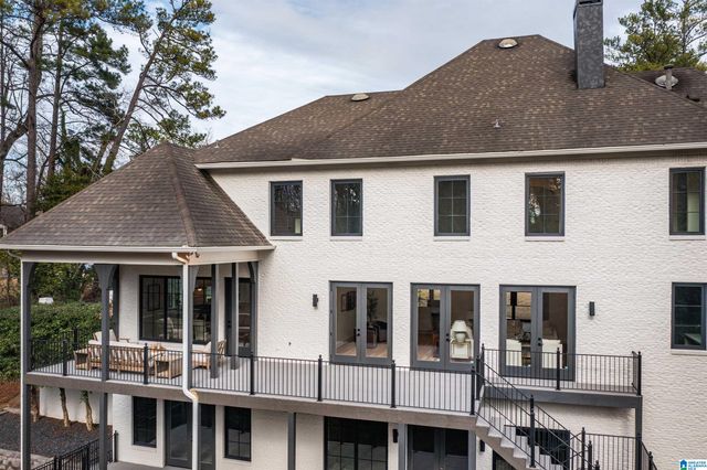 2105 LONGLEAF CIRCLE, Vestavia Hills, AL 35216