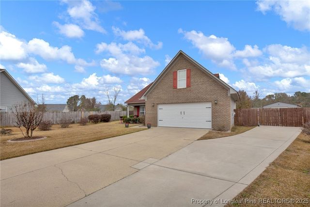 409 Seabiscuit Drive, Raeford, NC 28376