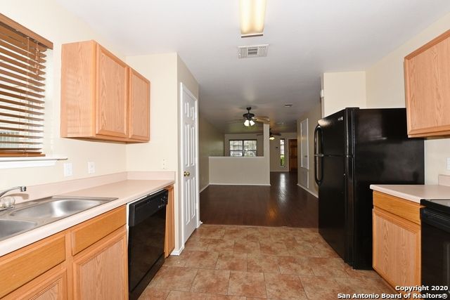 10707 N SHAENRIDGE, San Antonio, TX 78254