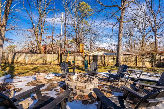 3 Point South Court, Little Rock, AR 72211