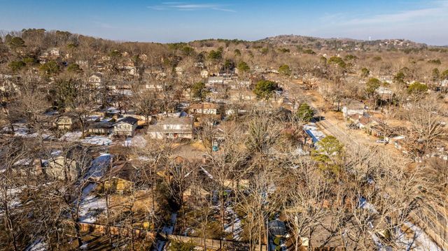 3 Point South Court, Little Rock, AR 72211