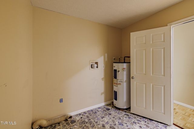 960 North Central Avenue, Church Hill, TN 37642