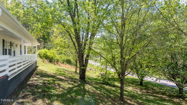 960 North Central Avenue, Church Hill, TN 37642