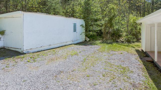 960 North Central Avenue, Church Hill, TN 37642