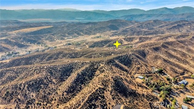 111 Starlight Dr., Hesperia, CA 92345