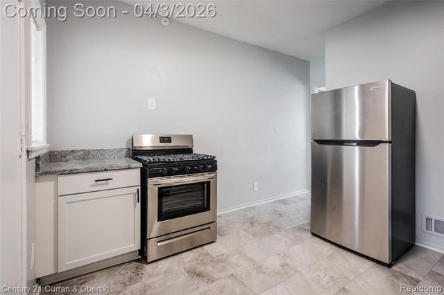 405 E Philadelphia Street, Detroit, MI 48202