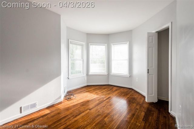 405 E Philadelphia Street, Detroit, MI 48202