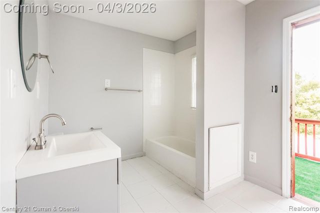 405 E Philadelphia Street, Detroit, MI 48202