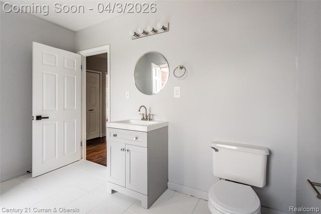 405 E Philadelphia Street, Detroit, MI 48202