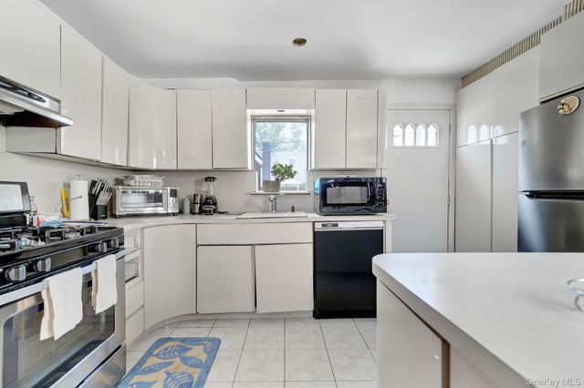 1646 E 36th Street, Brooklyn, NY 11234