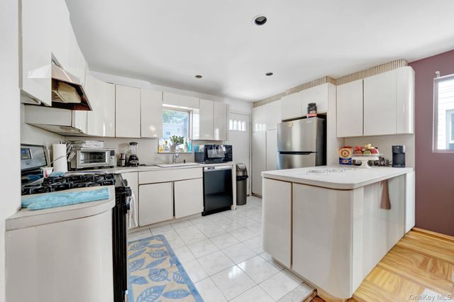 1646 E 36th Street, Brooklyn, NY 11234