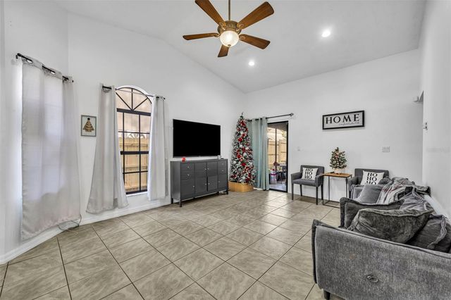 1831 SUMMIT CHASE AVENUE, Apopka, FL 32703