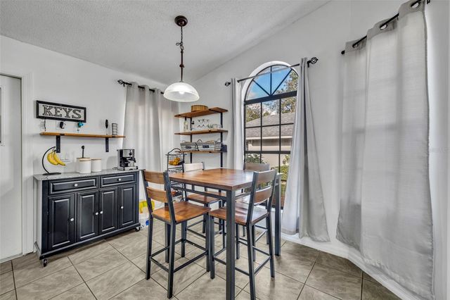 1831 SUMMIT CHASE AVENUE, Apopka, FL 32703