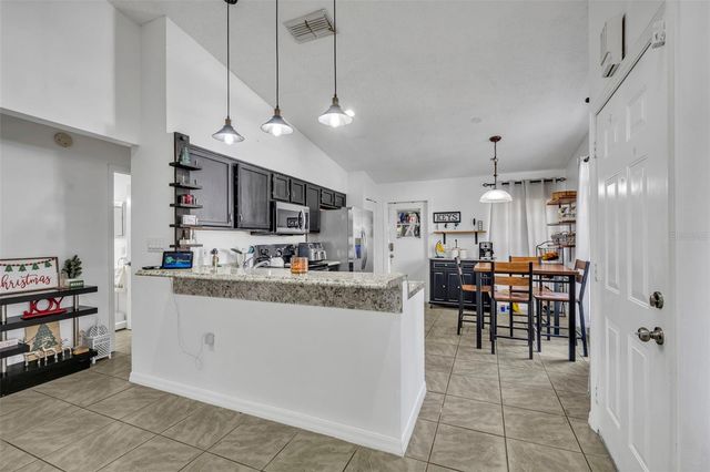 1831 SUMMIT CHASE AVENUE, Apopka, FL 32703