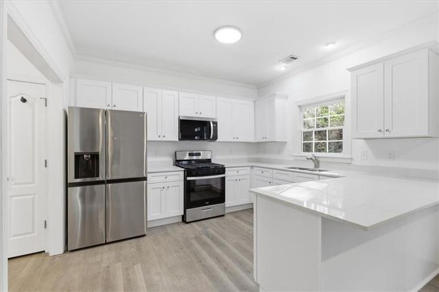 1335 Killian Shoals Way SW, Lilburn, GA 30047