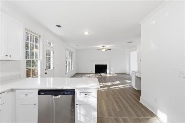 1335 Killian Shoals Way SW, Lilburn, GA 30047