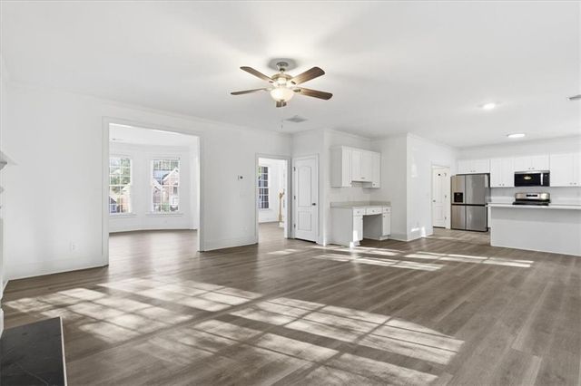 1335 Killian Shoals Way SW, Lilburn, GA 30047