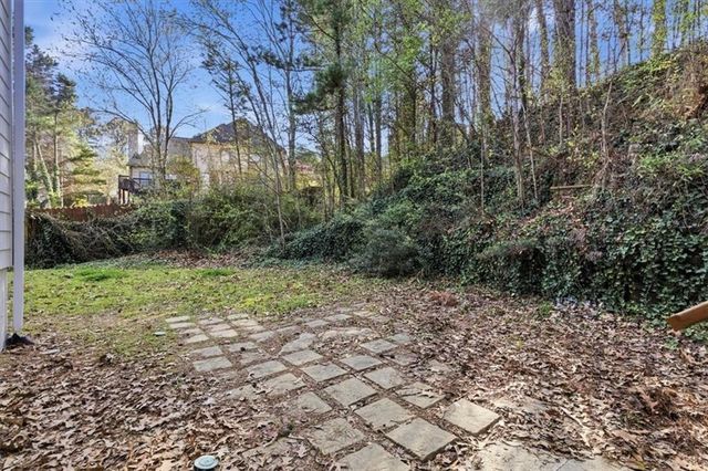 1335 Killian Shoals Way SW, Lilburn, GA 30047